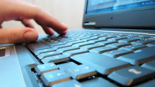 Брянского студента наказали условным сроком за экстремизм в интернете