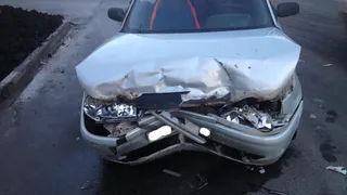 В Рязани на Куйбышевском шоссе столкнулись Hyundai и ВАЗ-2112