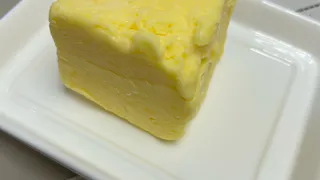 Ищите 1 слово на этикетке сливочного масла и смело берите по 3 пачки: знакомая-продавец из «Пятерочки» рассказала как правильно выбрать