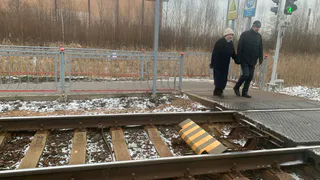 Предпенсионеры заключают друг друга в объятья: на пенсию в 2025 году можно в 55 и 60 лет — что ждёт жителей страны