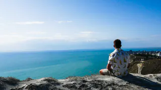 26 700 рублей за троих: туроператор назвал шикарное бюджетное направление для пляжного отдыха - вкусная кухня и лазурное море 