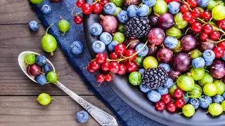 Как правильно замораживать ягоды