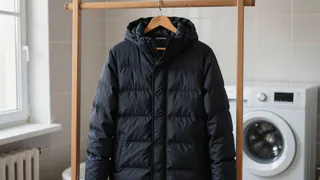 2 капли на ватный диск - и куртка или пуховик как новые: стирать не придется