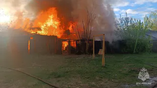 В Коврове сгорели хозпостройки на площади почти в тысячу квадратных метров