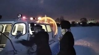 Нашли место гулять: в Казани со льда спасатели сняли двух девушек