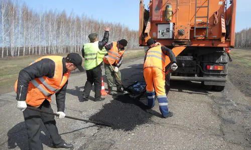 В Нижнекамске ремонтируют дорогу в Дмитриевку