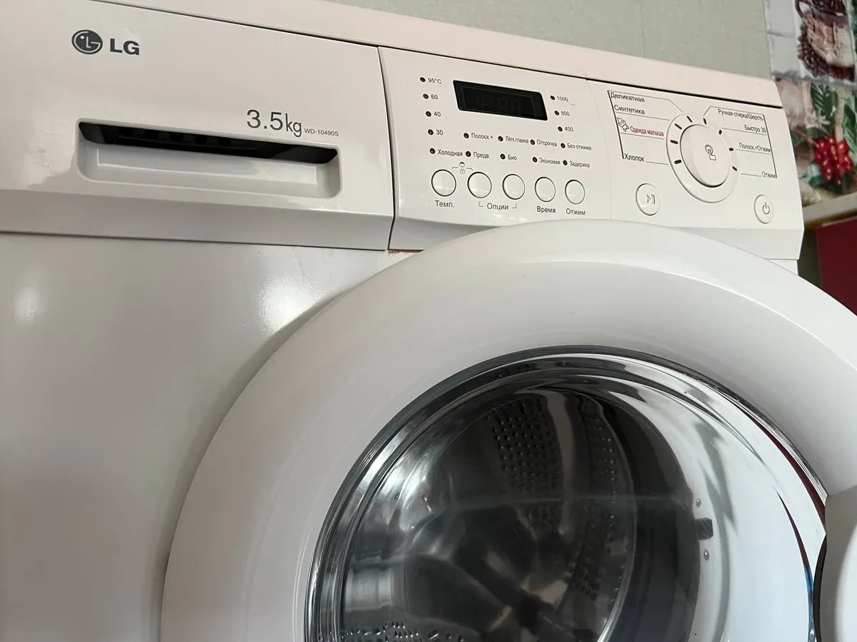 Перестала сыпать стиральный порошок в барабан: вы портите вещи — куда нужно засыпать его на самом деле