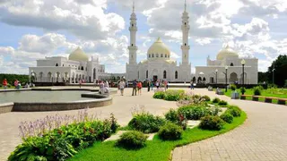 В Татарстане появятся Собор Казанской иконы Божьей Матери и Болгарская исламская академия