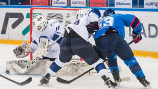 Рязанский хоккеист Ростислав Халиуллин оштрафован за укус соперника