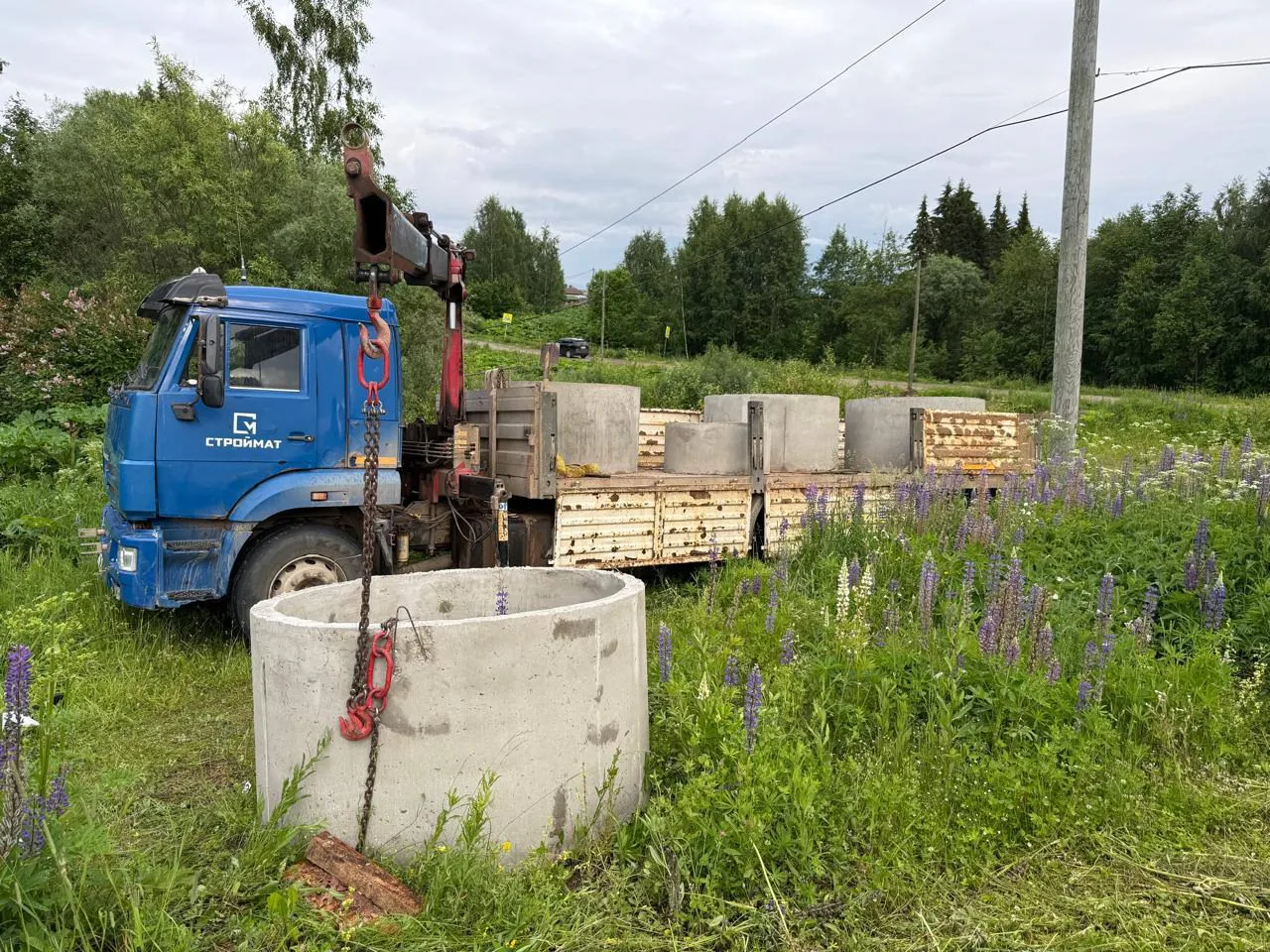 В Коми при разгрузке бетонных колец погиб мужчина: завели уголовное дело