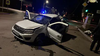 В Чувашии столкновение автомобиля со столбом унесло жизни подростков