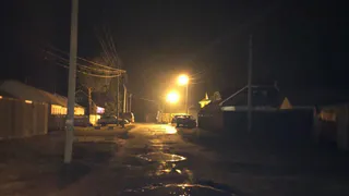 "Темнота и сплошные ямы": прогулка на улице Дачной может закончиться травмой