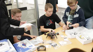 На базе семи школ Владимира открыты кружки БПЛА