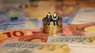 Социальную помощь в России будут оказывать по-новому