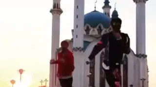 Уличные танцоры из Набережных Челнов бьют рекорды по количеству просмотров в соцсетях