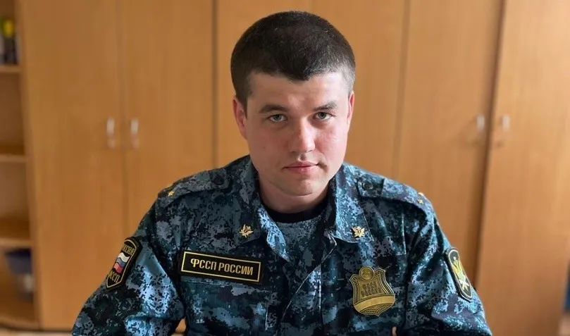 Судебный пристав из Коми вытащил тонущего рыбака из ледяной воды