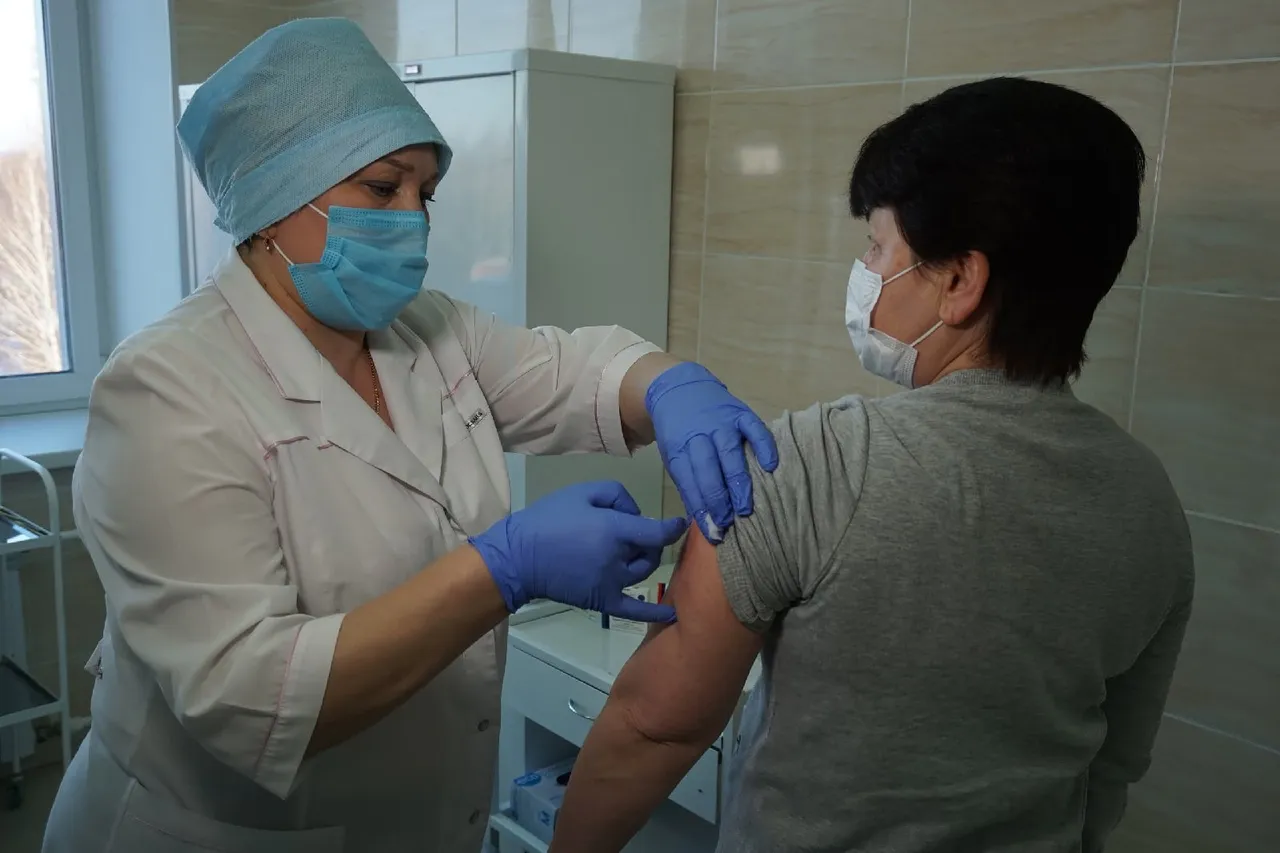 Когда, где, во сколько можно вакцинироваться в Нижнекамске?