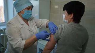 Где можно вакцинироваться в майские выходные в Нижнекамске?