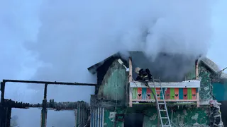 В Коми из-за несправной электрики сгорели два сельских дома