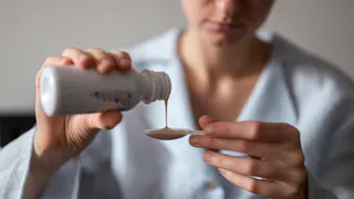 Смешайте соду, уксус и йод: хозяйки в экстазе из-за этого чудо-раствора — теперь пользуются всегда