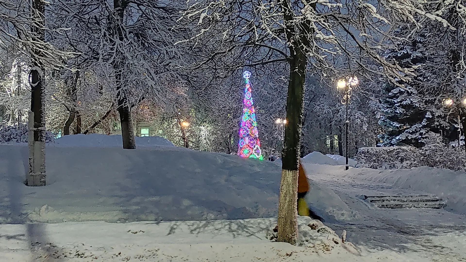 Выходные переносят из-за обстановки в стране: новогодние каникулы 2024-2025 больше не будут прежними