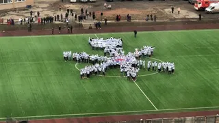 В Рязани студенты выстроились в гигантскую снежинку