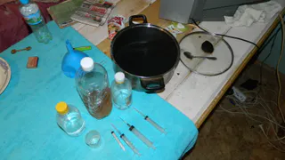 41-летняя нижнекамка организовала дома наркопритон