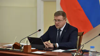 Любимов пожертвует около 12 тысяч рублей в помощь беженцам Донбасса