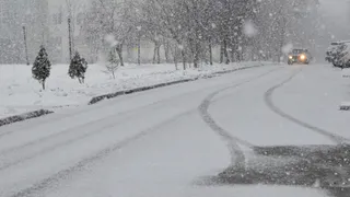 Жителей Рязанской области предупредили о «мокрой» метели и гололеде