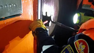 Соседи услышали крики о помощи: в Магнитогорске пенсионерку спасли от одиночества и беды