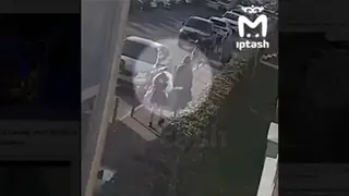 Странное поведение мужчины у лицея №185 Казани вызвало тревогу у родителей