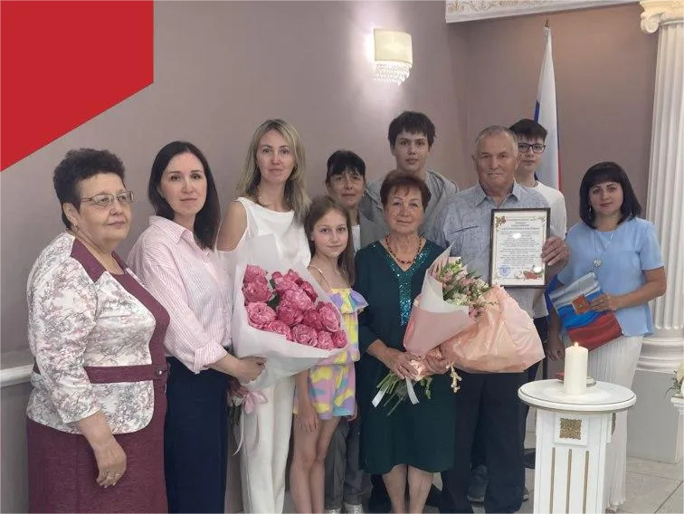 В Вязниках и Муроме чествовали супругов, отпраздновавших золотую и серебряную свадьбу