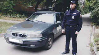 На улице Энгельса Рязани полицейские поймали пьяного таксиста