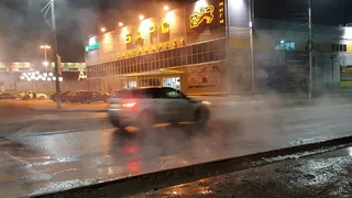 Грибоедова залило кипятком из-за опрессовки труб