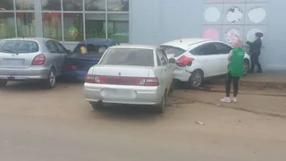 В Сараях пьяный водитель протаранил три авто