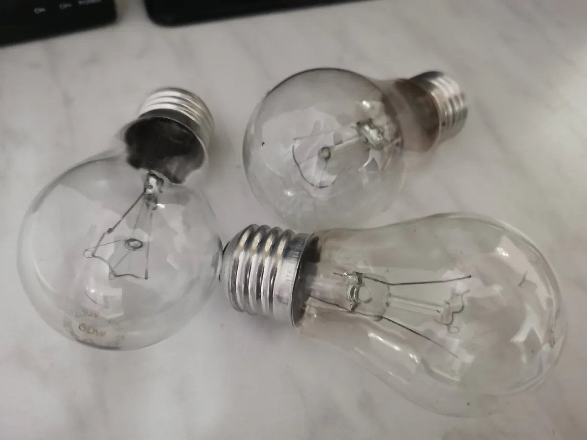 Выбросил все светодиодные лампы и выбрал обычные: больше никогда не вернусь к ним