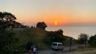 "Купаться невозможно, будете сидеть на берегу": Черное море преподнесло неприятный сюрприз отдыхающим этим летом