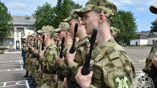 Новобранцы Росгвардии приняли присягу в Коми