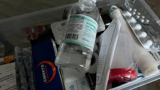 Перестала платить за «химию» для мытья окон: мне хватает одного дешевого средства из аптеки