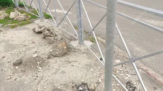 Забор установили, но мусор оставили: владимирцы возмущены