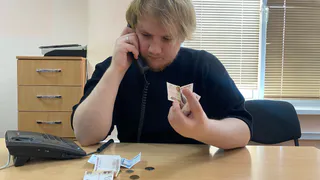 С 1 августа деньги спишут с карты — и вернуть не получится: всех россиян предупреждают