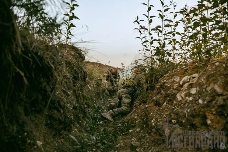 В Пензе сотрудники Росгвардии ежедневно проходили многочасовую огневую и тактическую подготовку