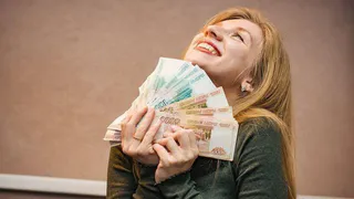 Бюджетникам повысят зарплаты с 1 октября