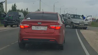 Жесткая авария в Алеканово: фургон столкнулся с "Шевроле Нива"