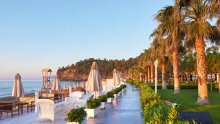 Ради отпуска в Турции житель Чувашии выплатил более полумиллиона рублей долга