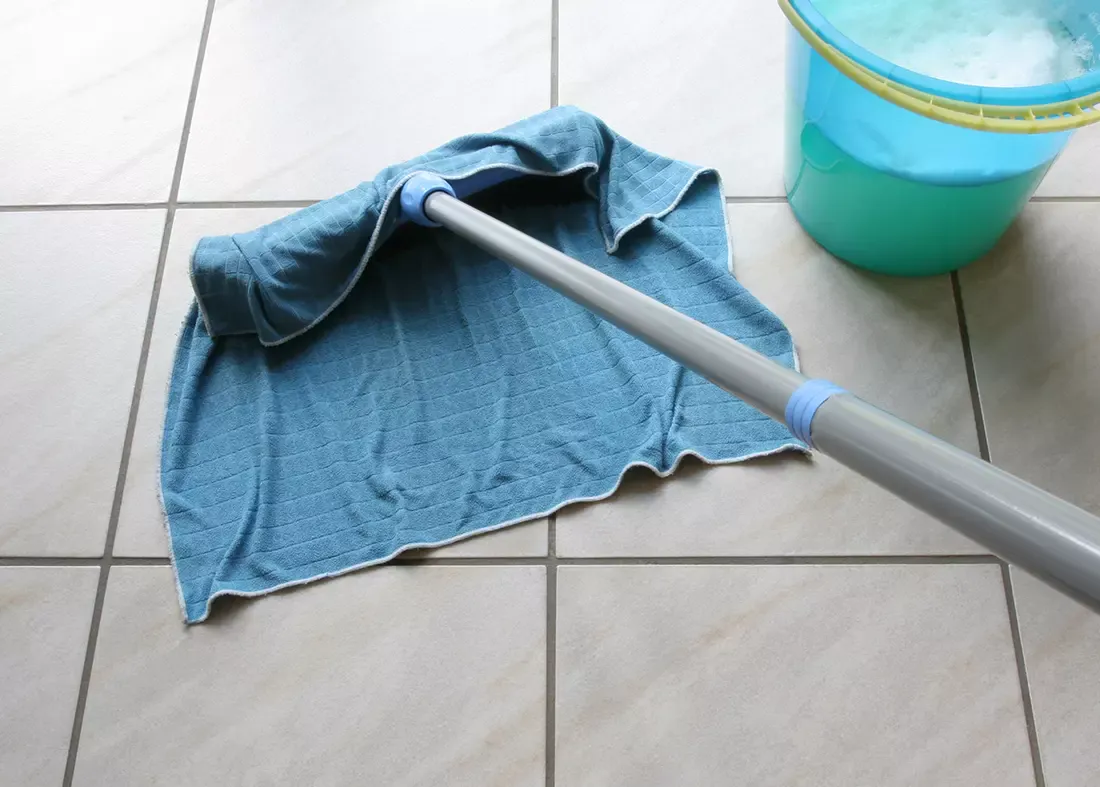 За стирку и уборку в квартире – теперь штраф: жильцам готовят новое ограничение ЖКХ