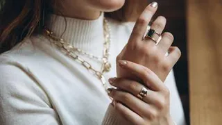 Народные приметы и запреты на 9 июля: даже не подходите к чужим украшениям