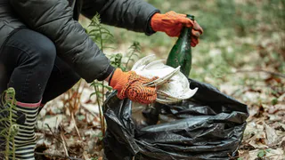 В Рязани вывезли  25 кубометров мусора во время субботника