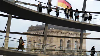 Немцы приехали в Россию — и не поверили своим глазам: 5 вещей, которым они откровенно позавидовали