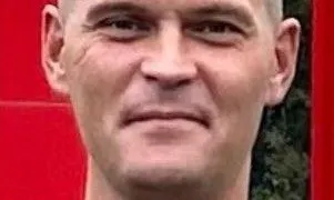 В Челябинской области неделю ищут 40-летнего мужчину с шрамом на лице у правого глаза